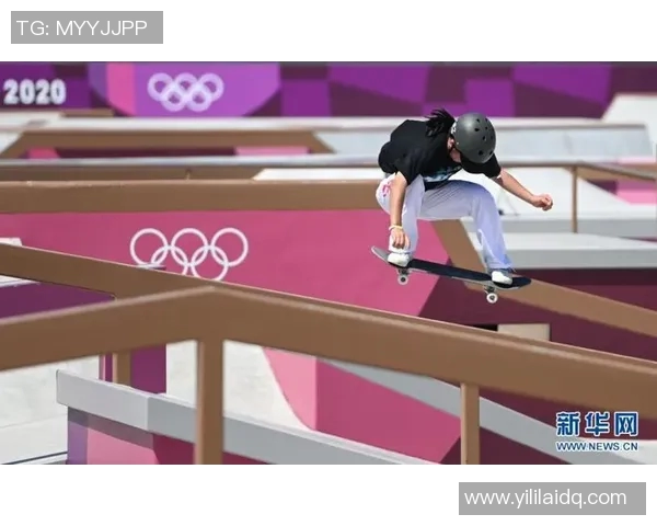 重庆城市马拉松赛中滑板队的速度表现与赛事影响力分析